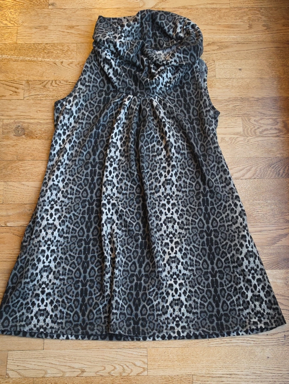 (S) Papillon Gray Leopard Print Cowl Neck Dress Pockets Comfy Cozy Knit Funnel